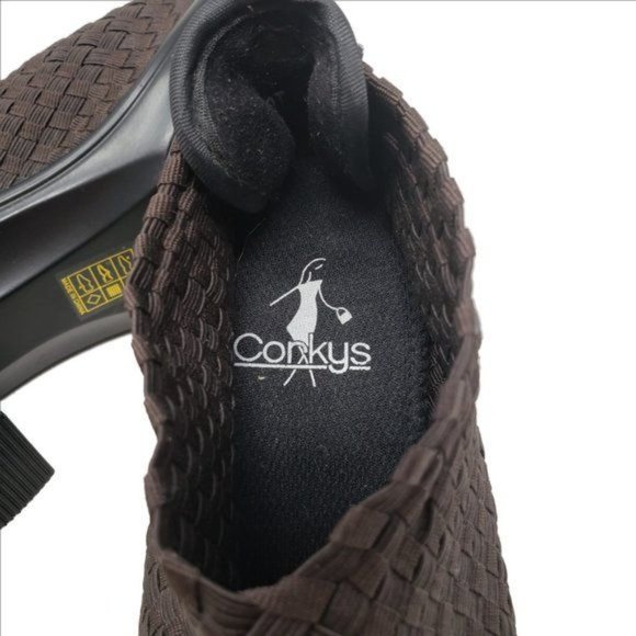 CORKYS Hot Women's Brown Featherlite Woven Pumps 3" Heel Women's Size 9 NWOT - Picture 7 of 8